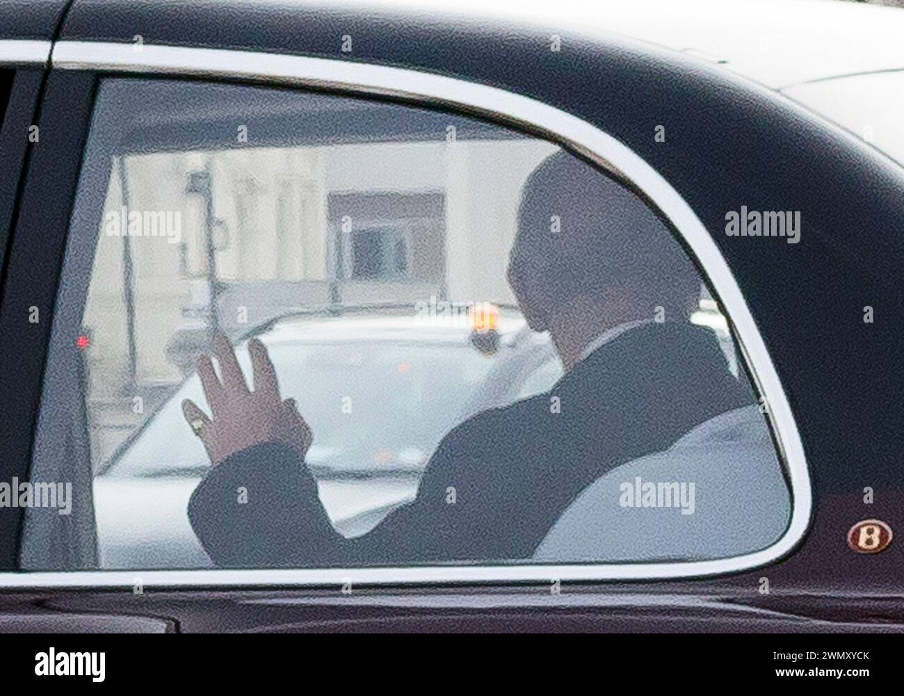 *** EXCLUSIVE *** SPECIAL RATES APPLY *** 27/02/2024. London, UK. King Charles III is seen waving to the public as he is driven to Clarence House in Westminster, central London. It has been announced that King Charles III and Prince William missed a memorial service for the late King Constantine of Greece at Windsor Castle . Photo credit: Ben Cawthra/Sipa USA **NO UK SALES** Stock Photo