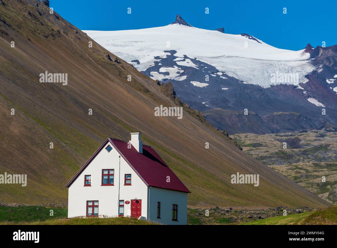 Iceland, Vesturland Region, Snaefellsnes Peninsula, Arnarstapi, in the ...