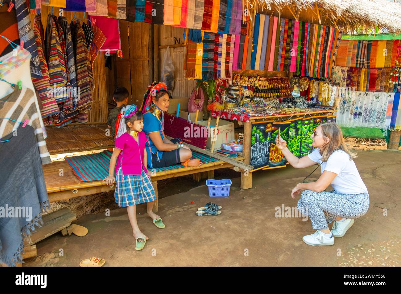 Thailand, Chiang Rai, village of the Kayan tribe, Giraffe or Padaung woman Stock Photo