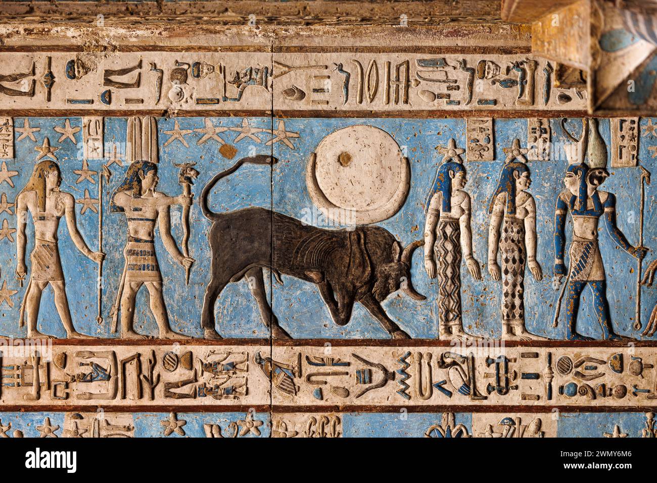 Egypt, Qena, Dendera, Pharaonic temples in Upper Egypt from the Ptolemaic and Roman periods listed as World Heritage by UNESCO, Hathor Temple, hypostyle room ceiling Stock Photo