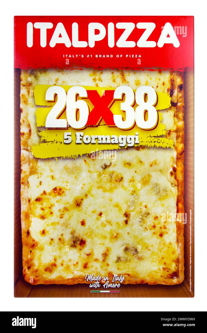 1 Pizza  Italpizza  5 Formaggi Hintergrund weiss Stock Photo
