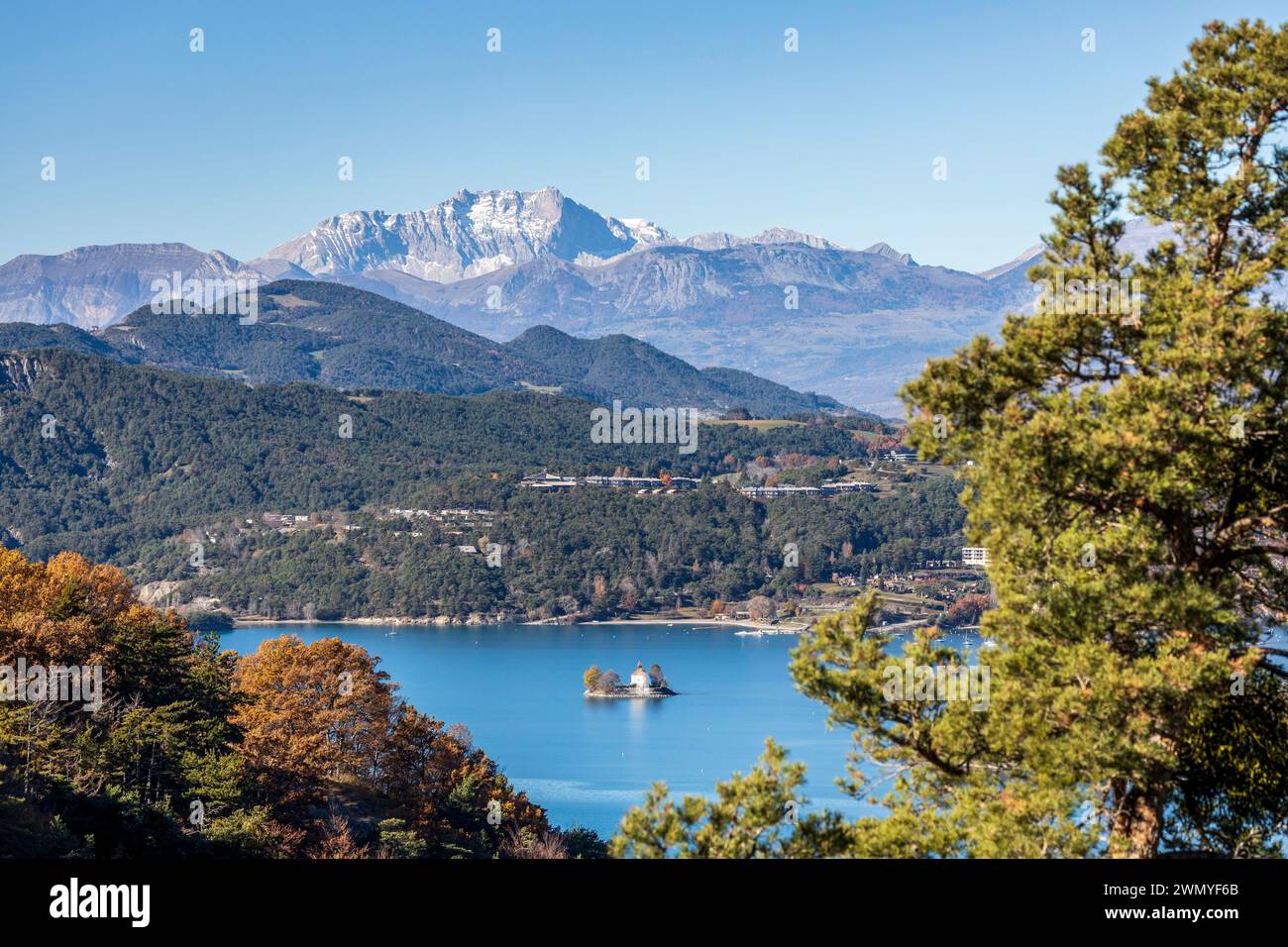 Islet foliage hi-res stock photography and images - Alamy