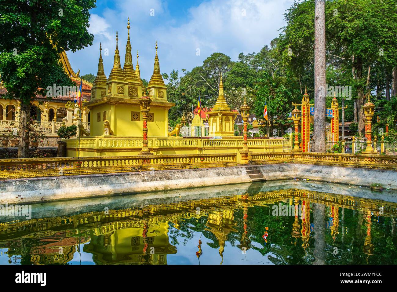 Vietnam, Mekong Delta, surroundings of Tra Vinh, the Khmer Ang pagoda ...