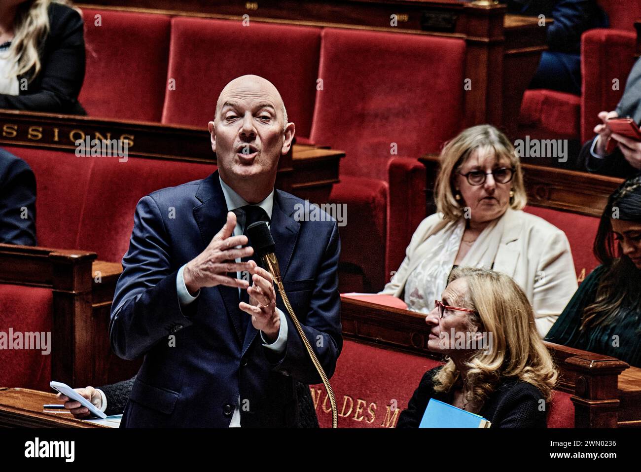 Paris, France. 27th Feb, 2024. Antonin Burat/Le Pictorium - Session of questions to the Government of February 27, 2024, at French National Assembly - 27/02/2024 - France/Paris - Minister Delegate for Industry and Energy Roland Lescure answers MPs during the session of questions to the government of February 27, 2024, in the French National Assembly. Credit: LE PICTORIUM/Alamy Live News Stock Photo