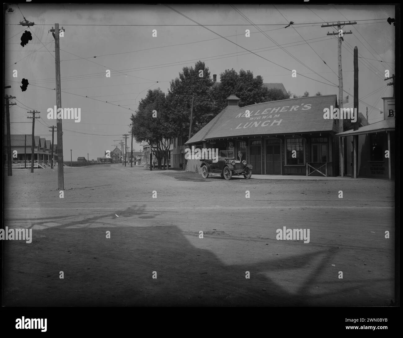 The peabody restaurant Black and White Stock Photos & Images - Alamy