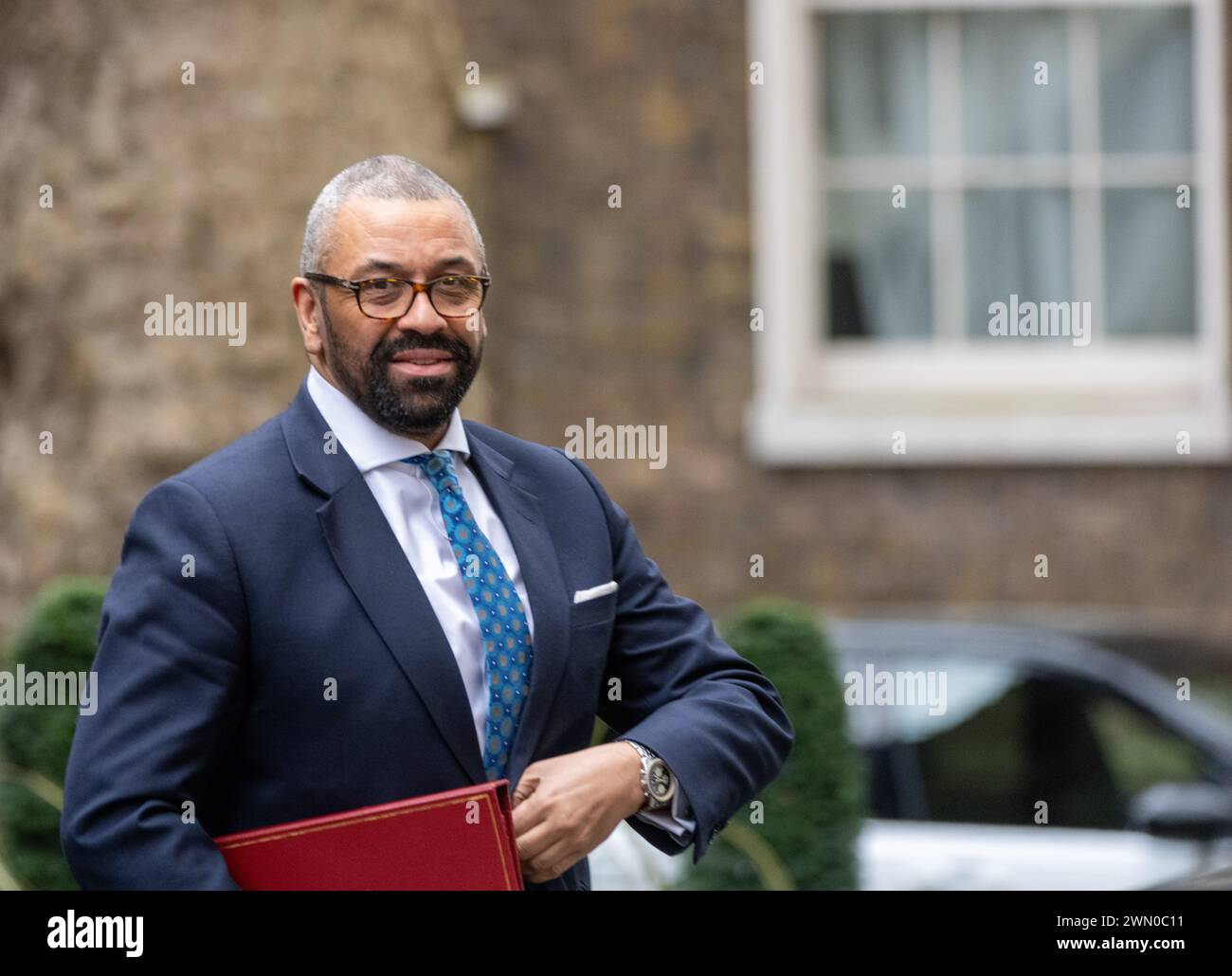 London, UK. 28th Feb, 2024. James Cleverly, Home Secretary, arrives at 10 Downing Street for a meeting with Ministers and police representatives on extremist disruption Credit: Ian Davidson/Alamy Live News Stock Photo