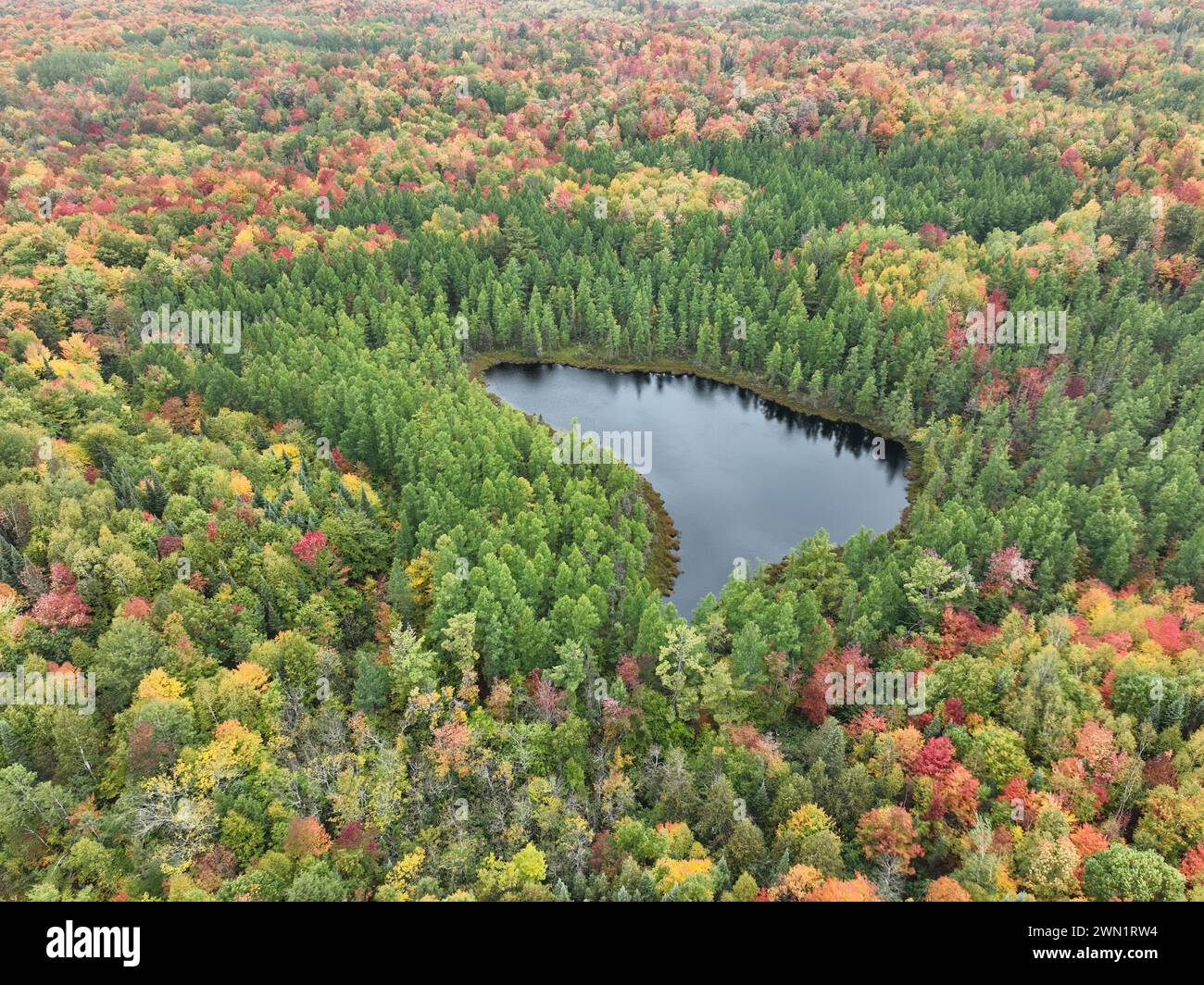 Drone fall lake hi-res stock photography and images - Alamy