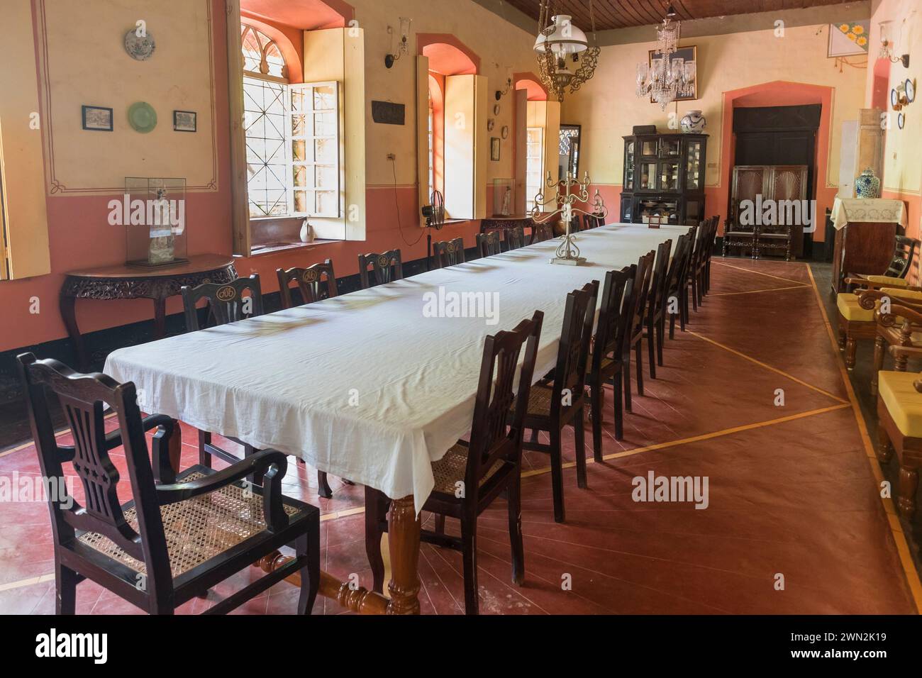 Dining room. Casa Araujo Alvares. Portuguese colonial mansion. Loutolim, Salcete Goa India Stock Photo