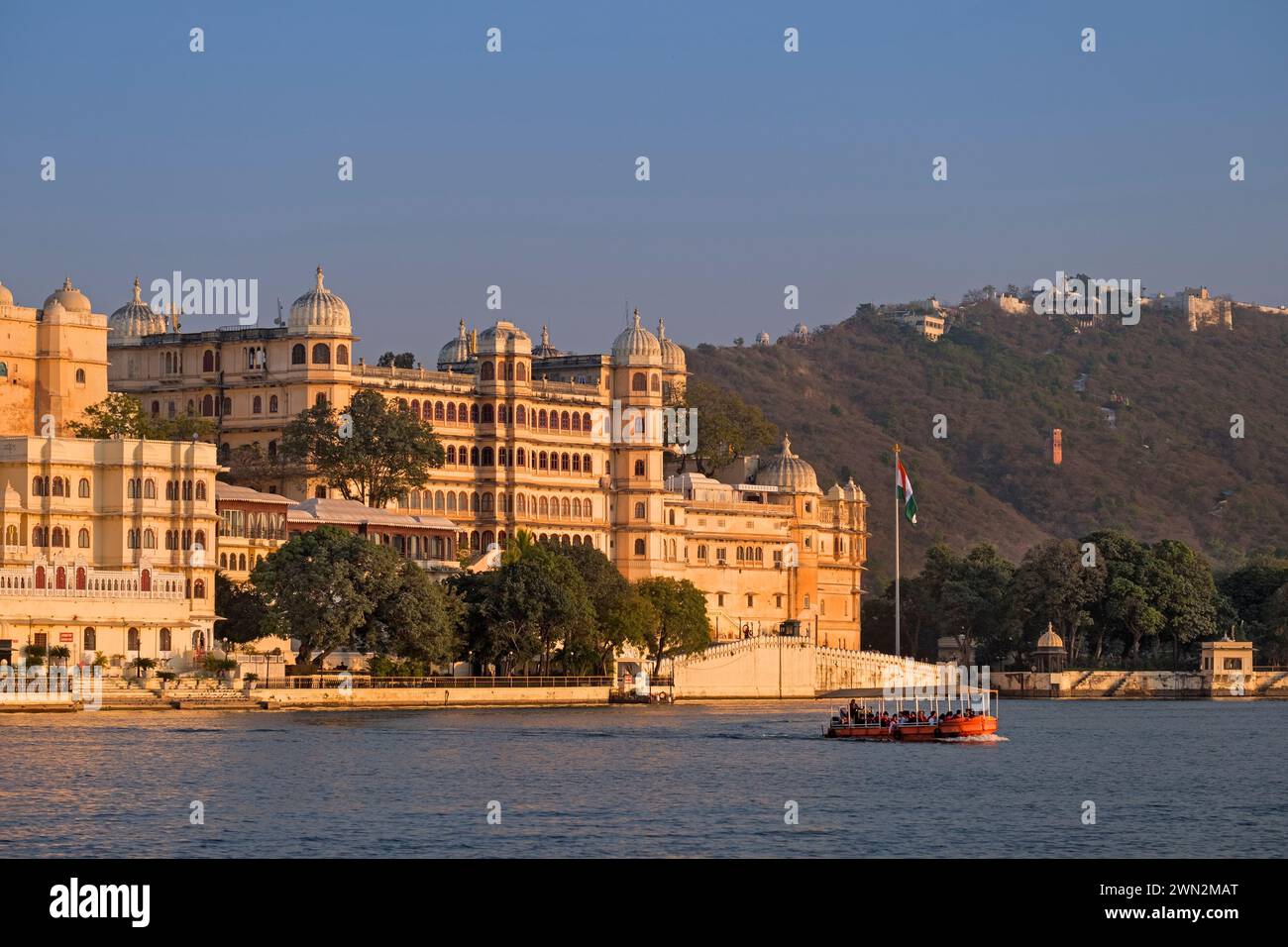 City Palace Lake Pichola Udaipur Rajasthan India Stock Photo