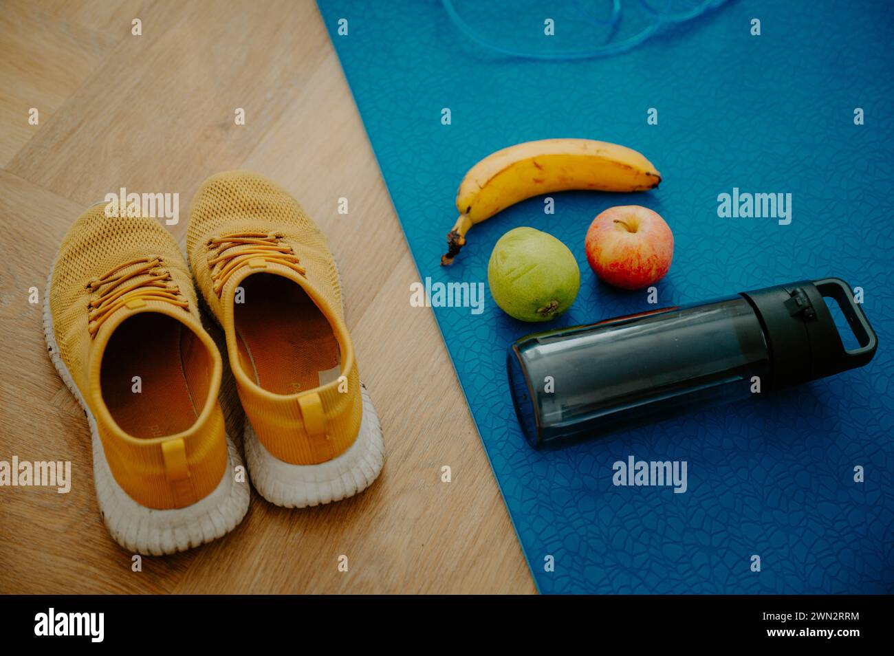 Workout routine hi-res stock photography and images - Alamy