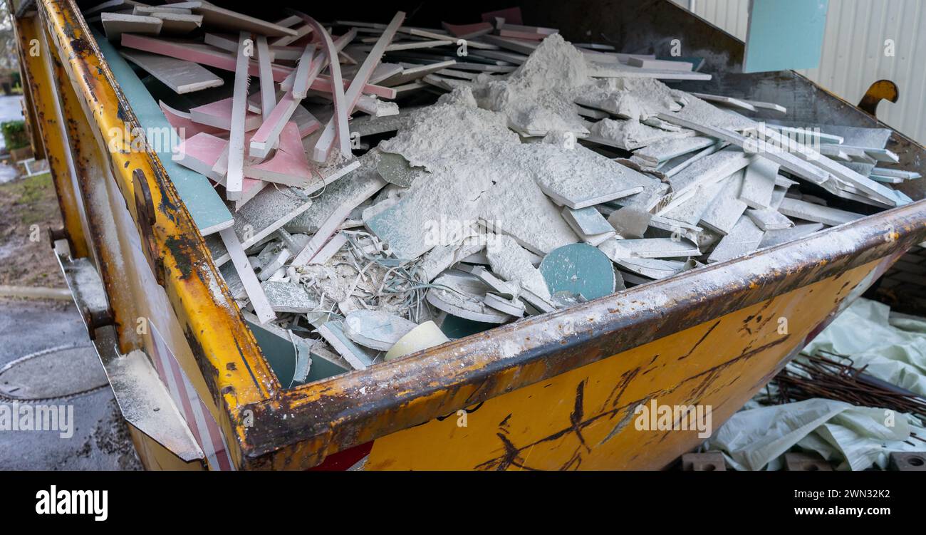 Construction waste in bags hi-res stock photography and images - Alamy