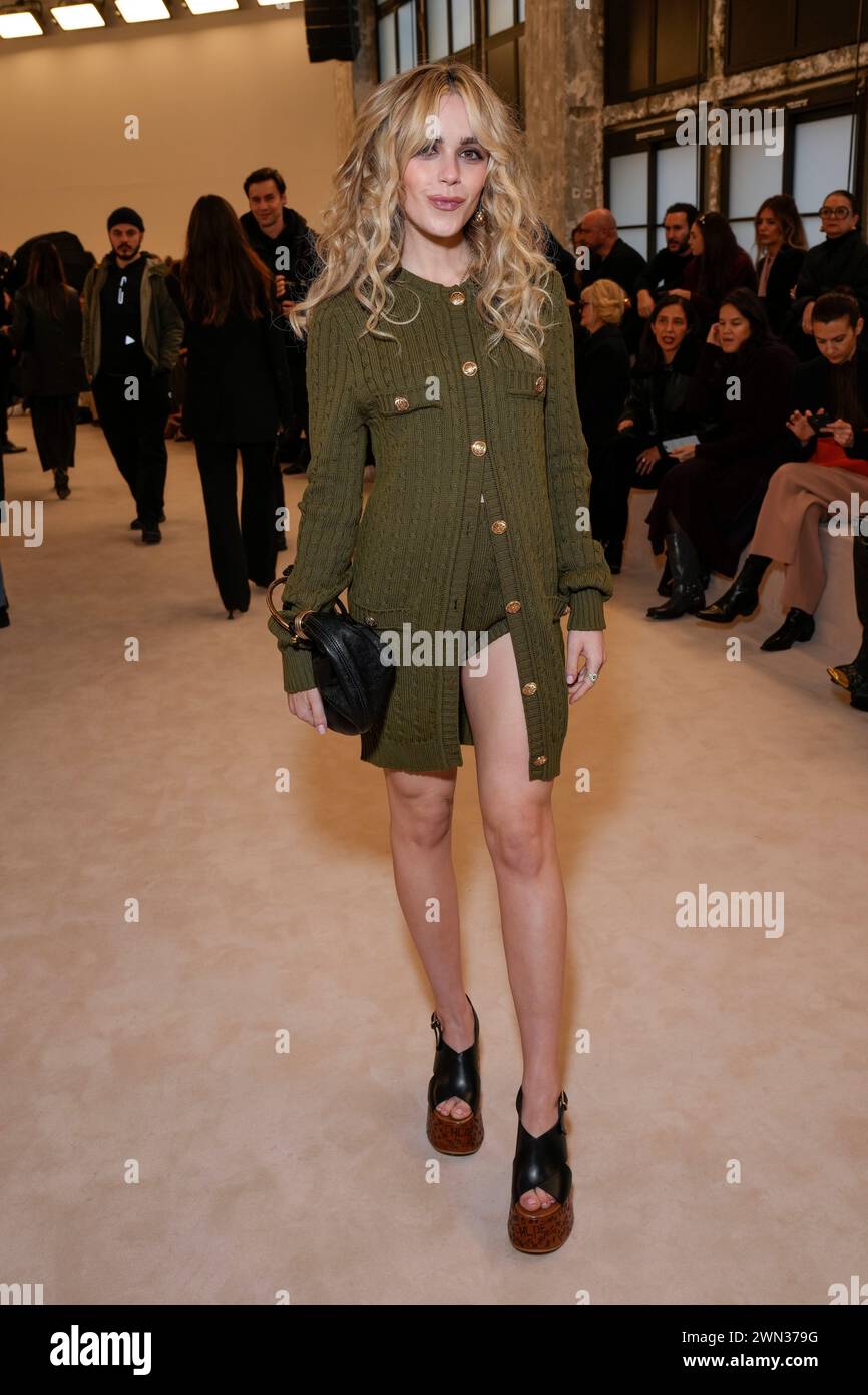 Kiernan Shipka attends the Chloe Fall/Winter 20242025 readytowear
