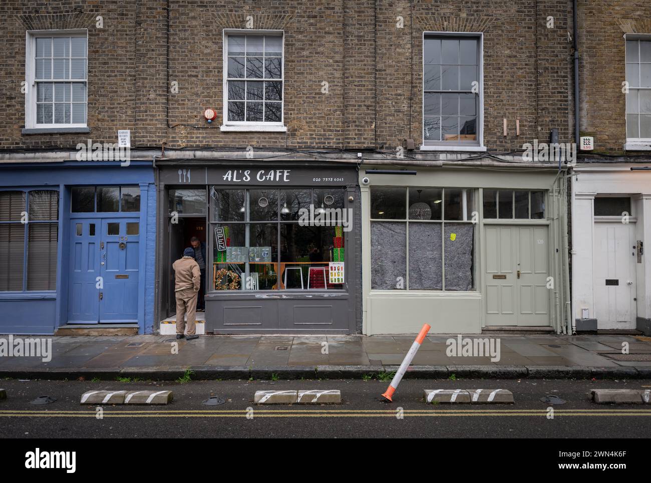 Bermondsey, London, UK: Al's Cafe, one of many small cafes, restaurants and coffee shops along Bermondsey Street in the London borough of Southwark. Stock Photo