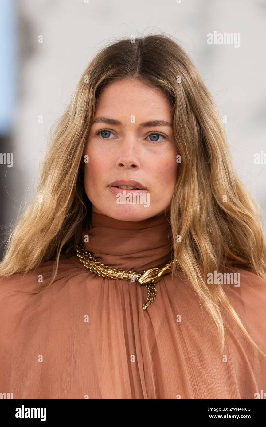 Doutzen Kroes wears a creation as part of the Chloe Fall/Winter 2024