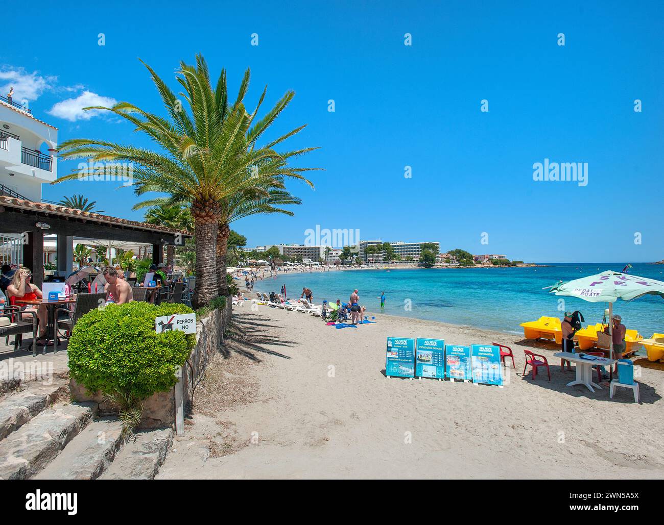 Cafe bar on beach, Es Cana, Ibiza, Balearics, Spain Stock Photo