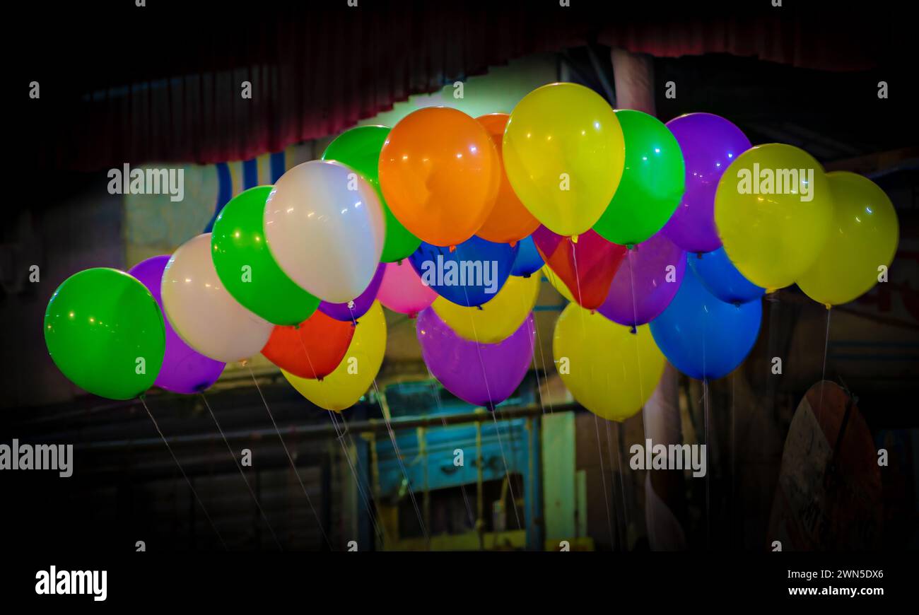 Bunch of balloons string hi-res stock photography and images - Alamy