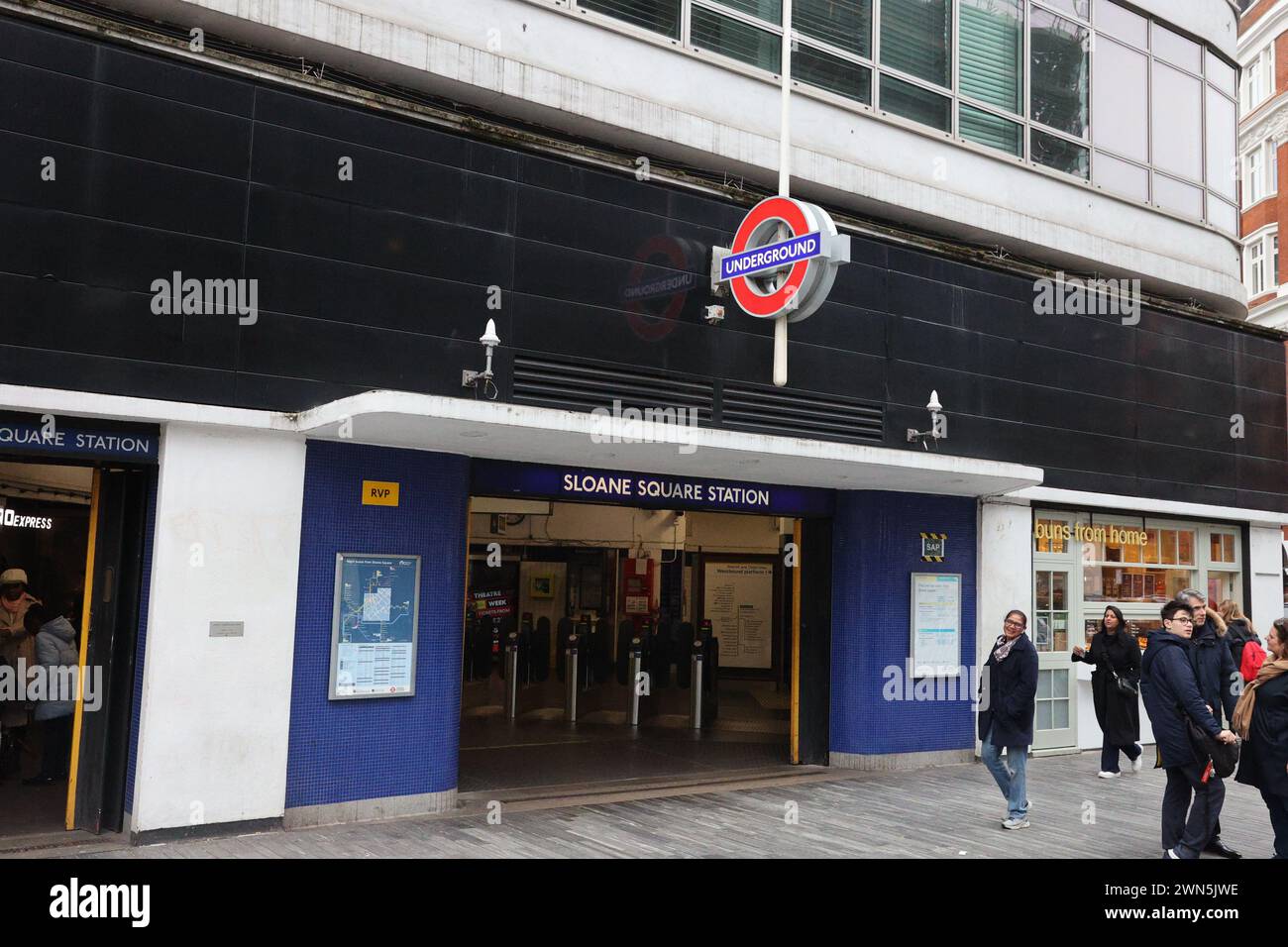 Sloane Square London Underground Station Stock Photo Alamy