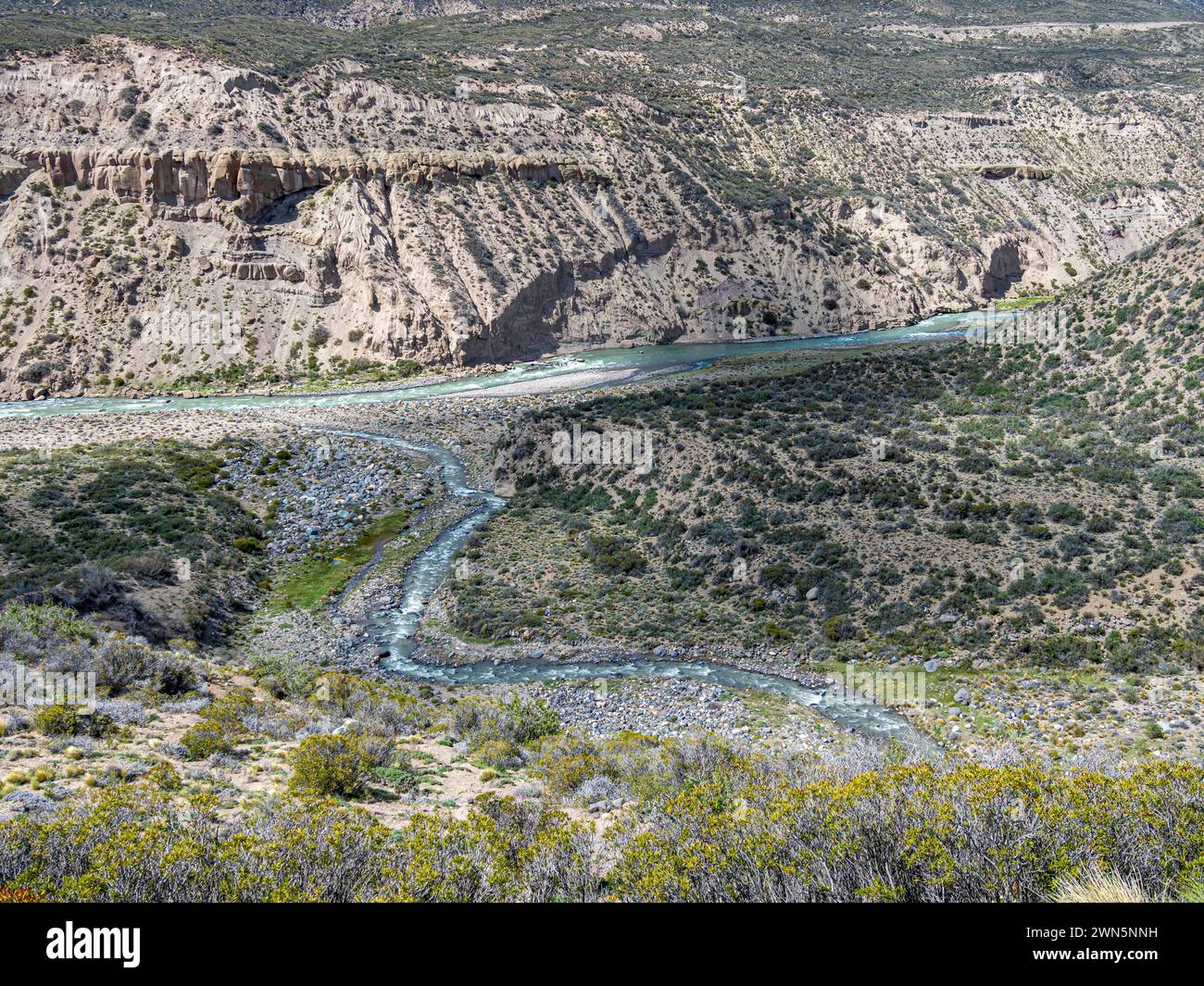 River Rio Jeinimeni flowing along  road X-753, Jeinimeni NP to Chile Chico, Patagonia, Chile Stock Photo