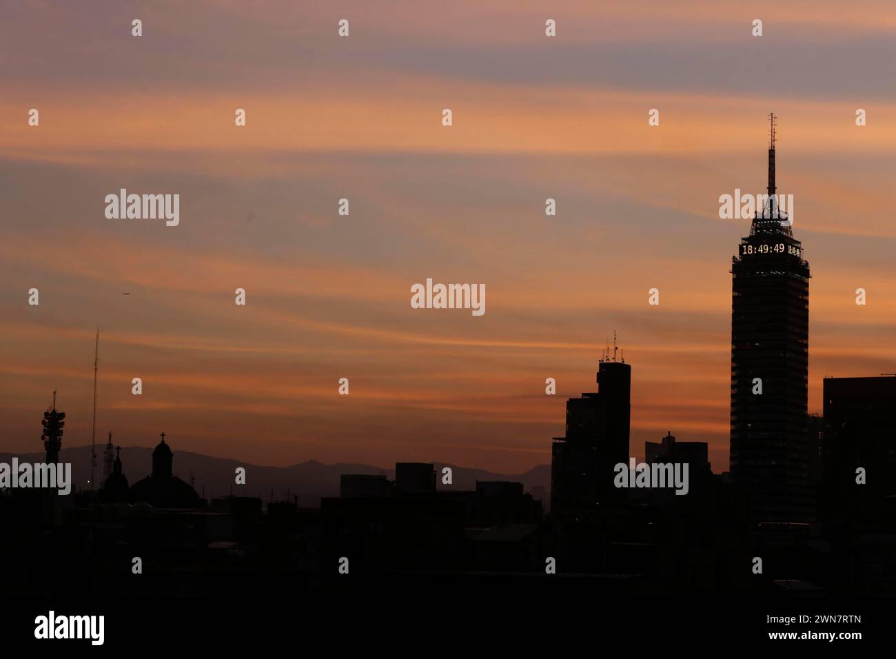 Mexico city from torre latinoamericana hi-res stock photography and ...