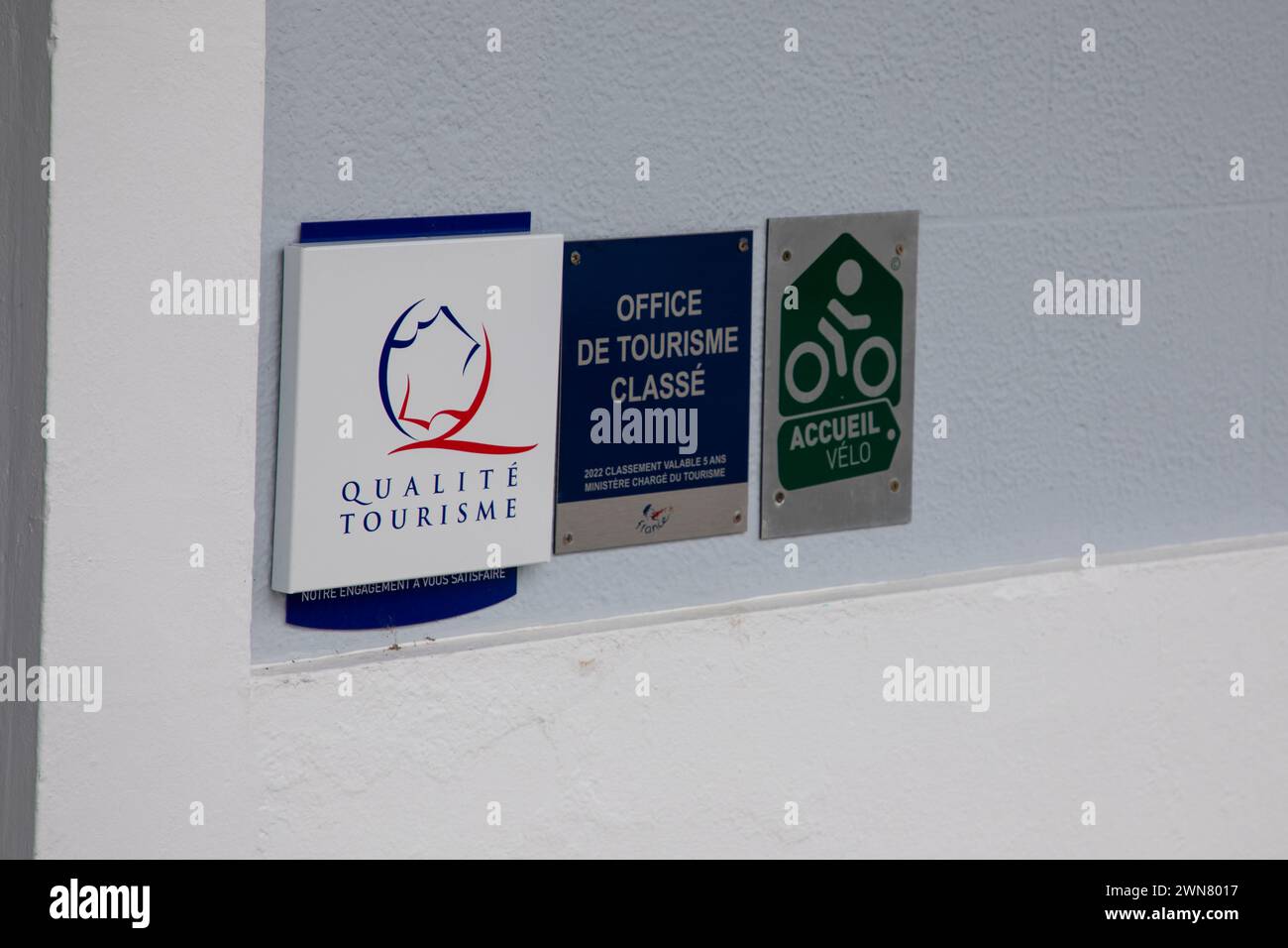 Bordeaux , France -  02 29 2024 : office de tourisme classe text French tourism office sign label official rated and accueil velo logo brand on wall i Stock Photo