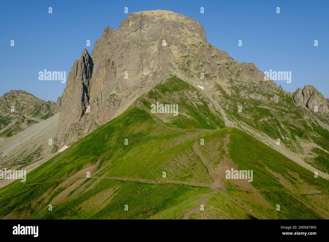 Midi d'Ossau peak, 2884 meters, Pyrenees National Park, Pyrenees Atlantiques, France Stock Photo
