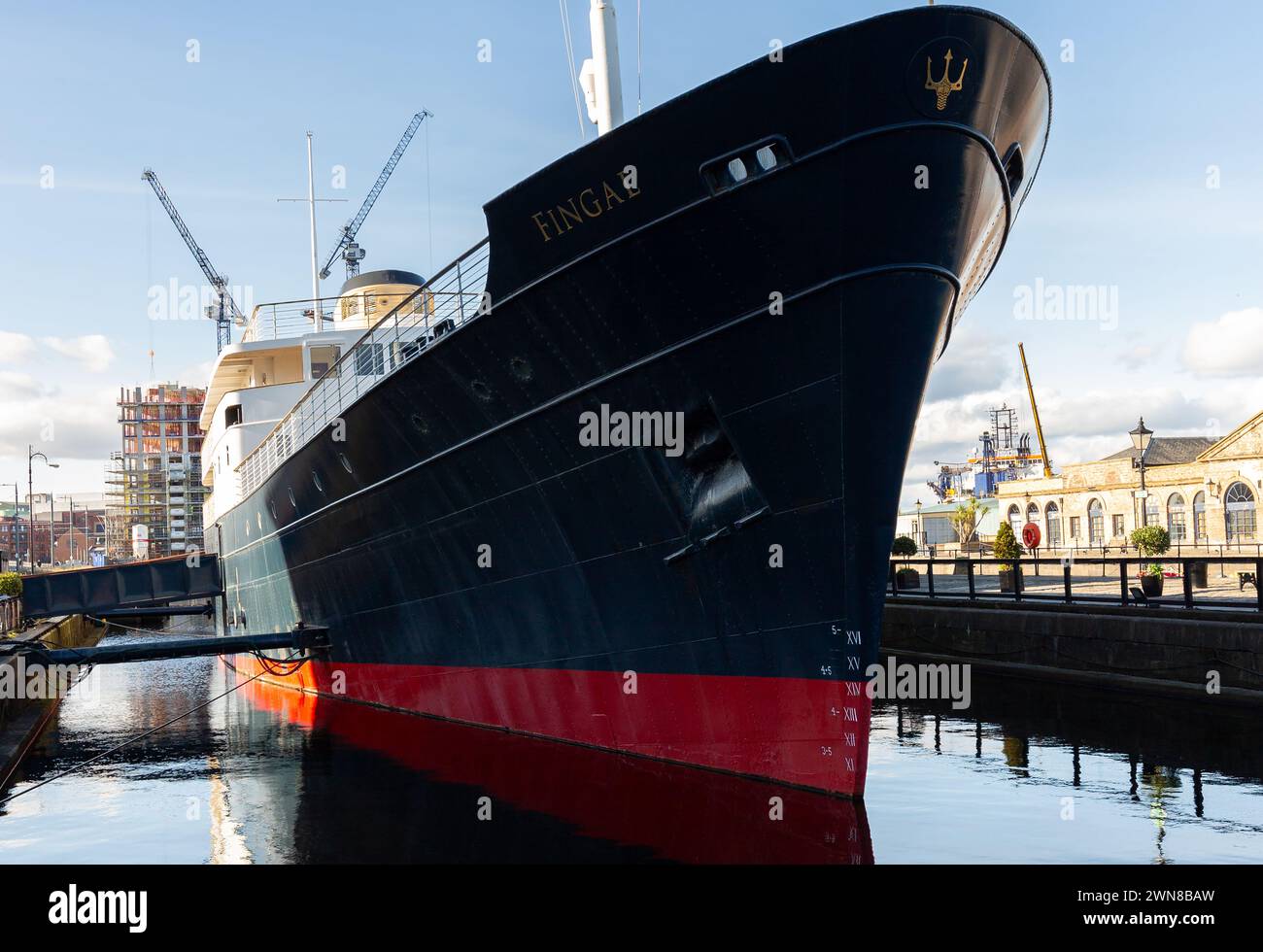 Floating Bows Fingal floating hotel scotland hi-res stock photography and images - Alamy