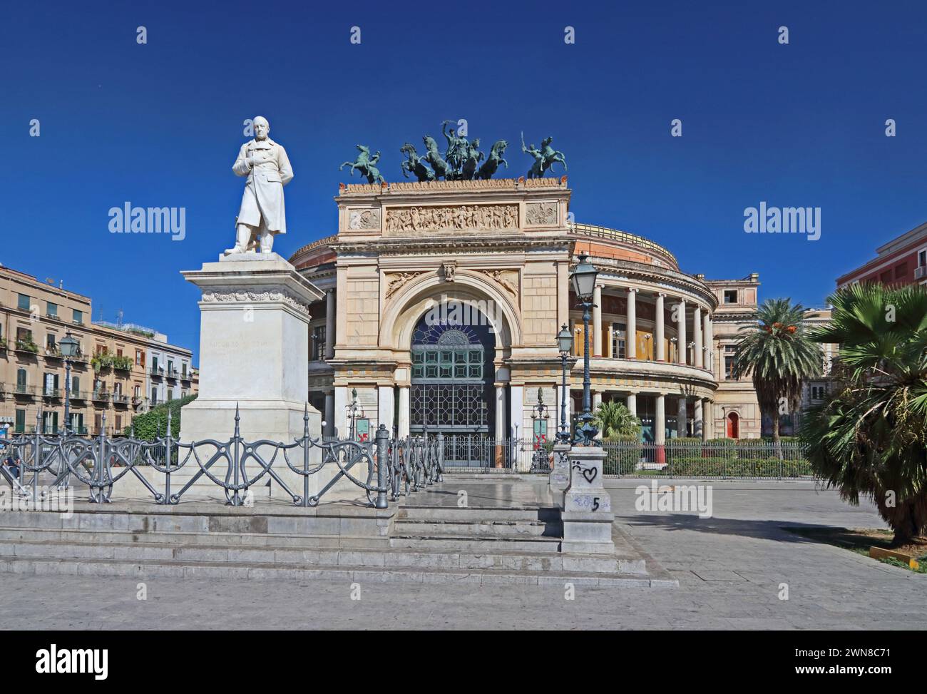 Statue of Garibaldi in front of Garibaldi Theatre, Palermo, Sicily Stock Photo