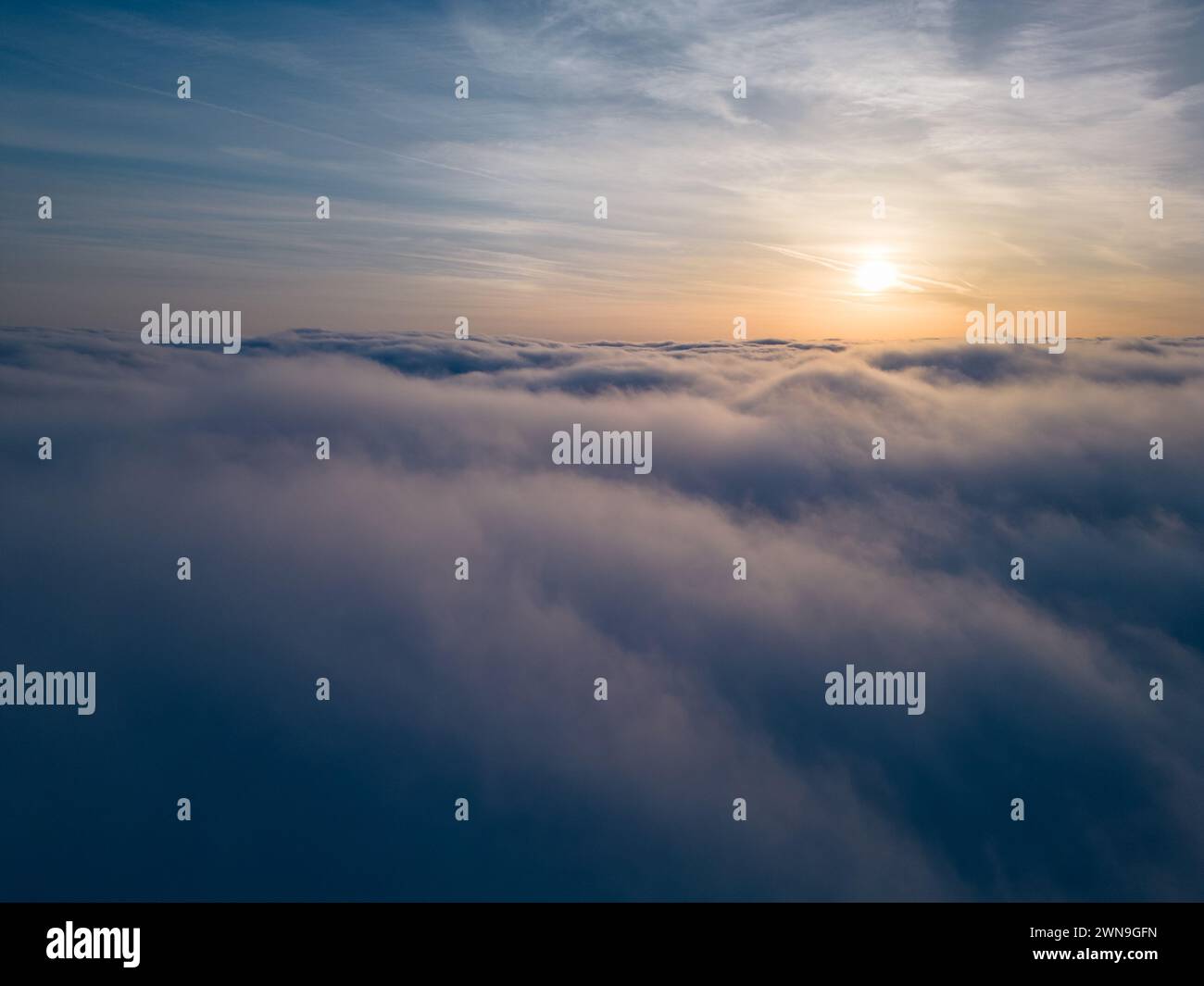 Golden sunrise aerial view hi-res stock photography and images - Alamy