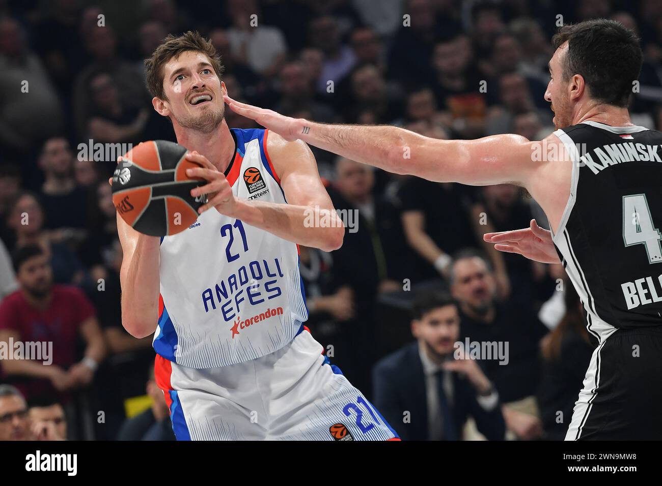 Belgrade, Serbia, 29 February, 2023. Tibor Pleiss of Anadolu Efes Istanbul in action during the 2023/2024 Turkish Airlines EuroLeague, Round 27 match between Partizan Mozzart Bet Belgrade and Anadolu Efes Istanbul at Stark Arena in Belgrade, Serbia. February 29, 2023. Credit: Nikola Krstic/Alamy Stock Photo
