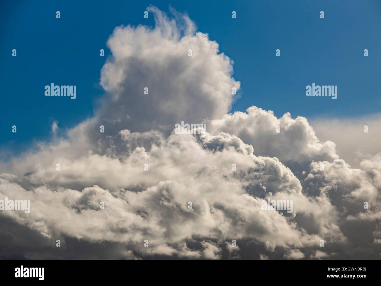 Cumulonimbus clouds england hi-res stock photography and images - Alamy