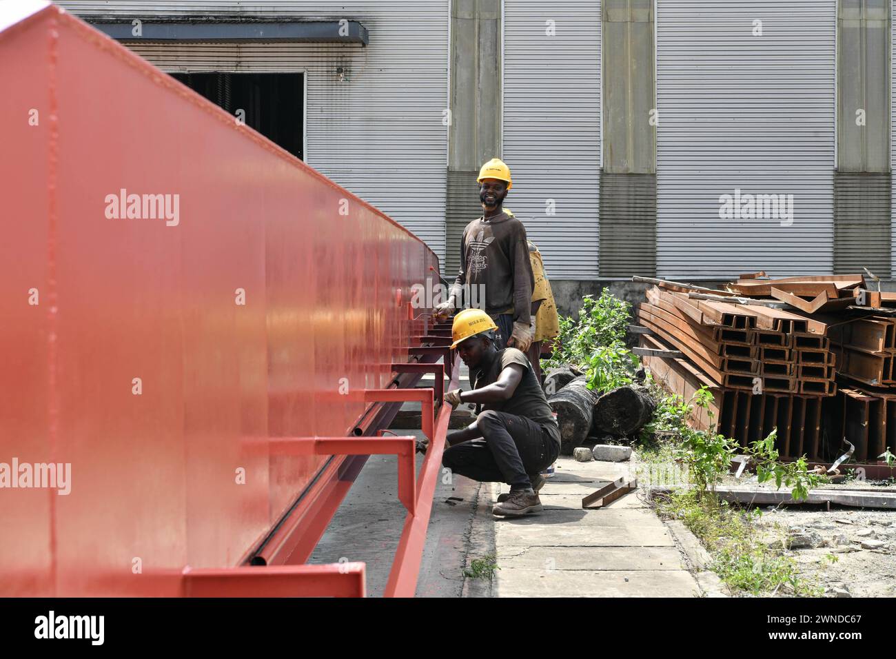 Lagos, Nigeria. 1st Mar, 2024. Employees work at a steel mill in the