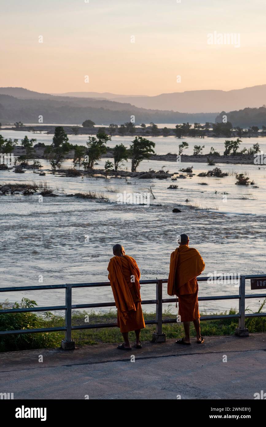Sunrise confluence mekong river hi-res stock photography and images - Alamy