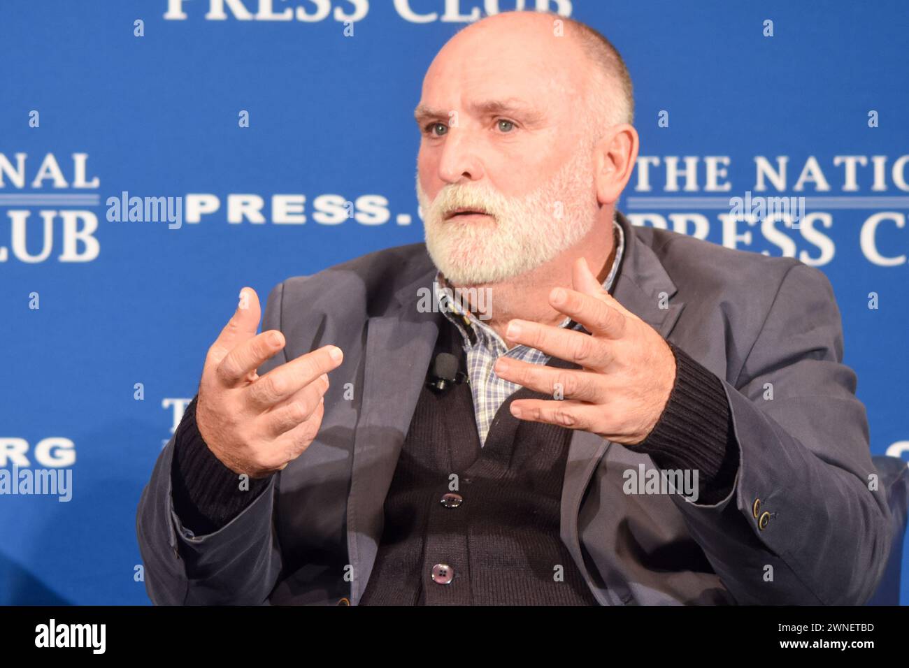 José Andrés, founder of World Central Kitchen, speaks at the National Press Club in Washington, D.C. 1 Mar. 2024 Stock Photo