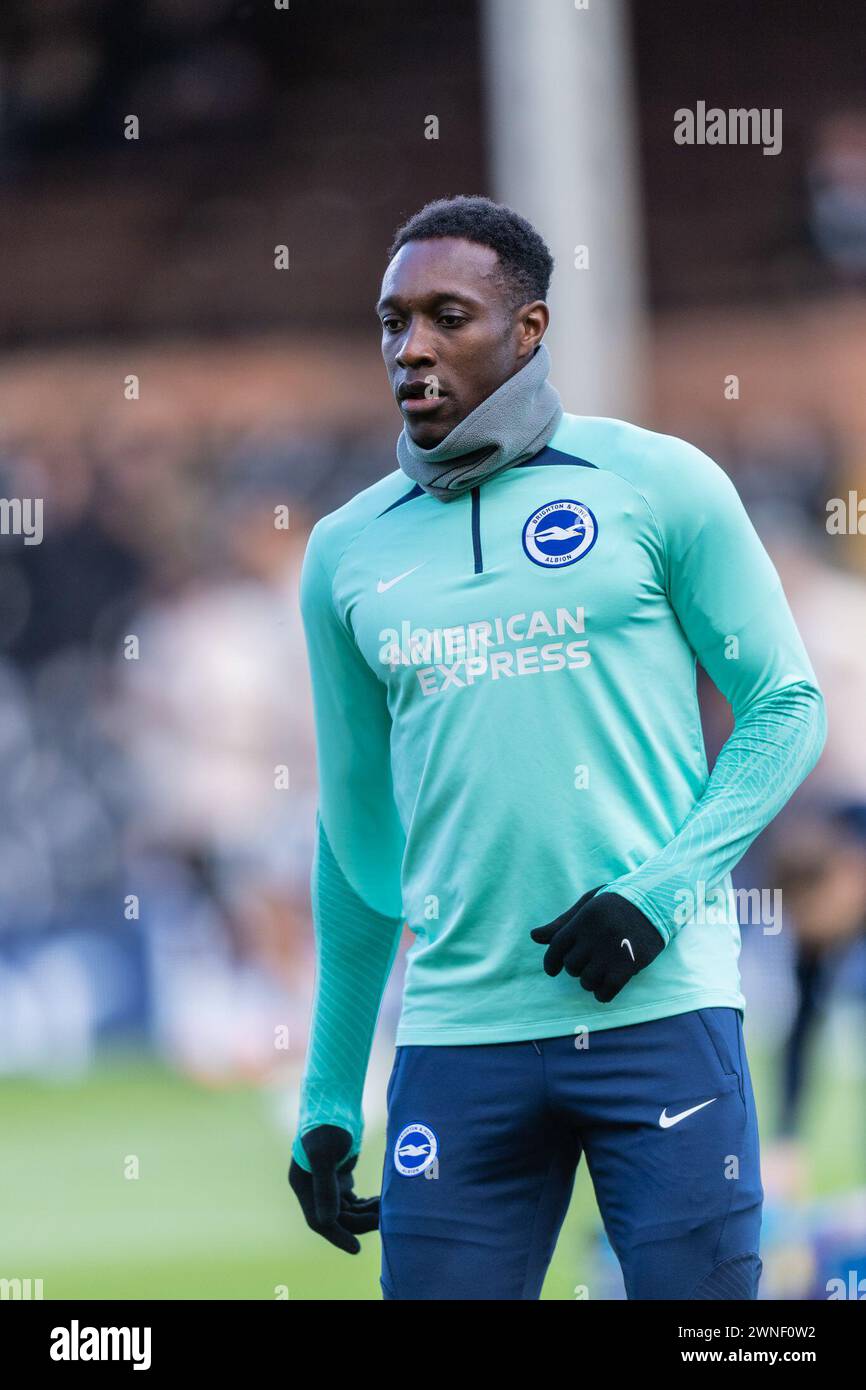 Danny Welbeck of Brighton and Hove Albion warms up ahead of the Premier League match between Fulham and Brighton and Hove Albion at Craven Cottage, London, England on 2 March 2024. Photo by Grant Winter. Editorial use only, license required for commercial use. No use in betting, games or a single club/league/player publications. Credit: UK Sports Pics Ltd/Alamy Live News Stock Photo