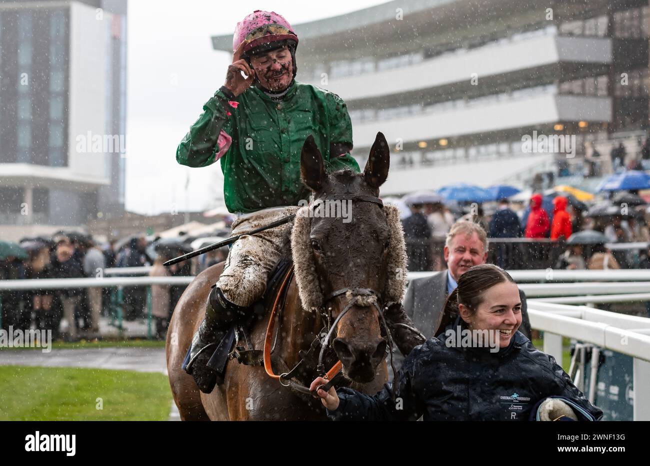 Homme public horse hi-res stock photography and images - Alamy