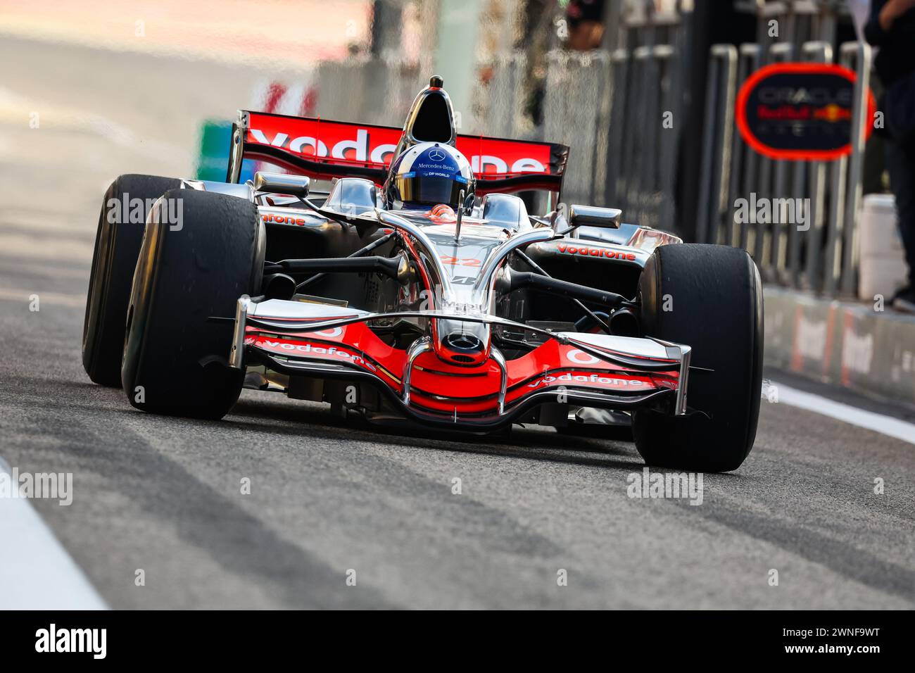 Mclaren mp4 23 hi-res stock photography and images - Alamy
