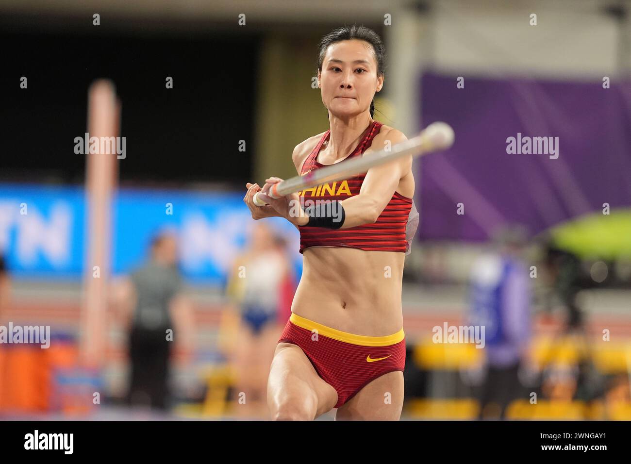 Ling li pole vault hi-res stock photography and images - Alamy