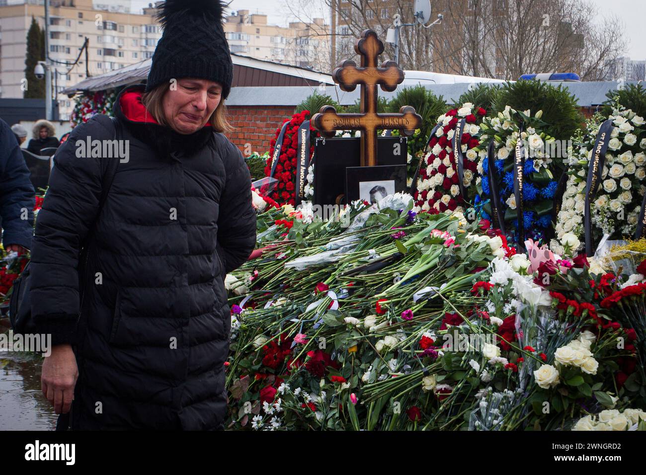 Moscow, Russia. 02nd Mar, 2024. People mourn at the grave of Russian opposition leader Alexei Navalny to honor his memory at the Borisov Cemetery in Moscow. Alexei Navalny was buried at the Borisov Cemetery in Moscow. The funeral service took place at the 'Quench My Sorrows' Church in Maryino. (Photo by Artem Priakhin/SOPA Images/Sipa USA) Credit: Sipa USA/Alamy Live News Stock Photo