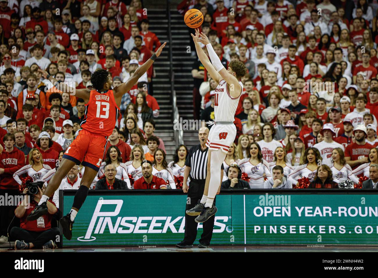 Madison, WI, USA. 2nd Mar, 2024. Wisconsin Badgers guard Max Klesmit