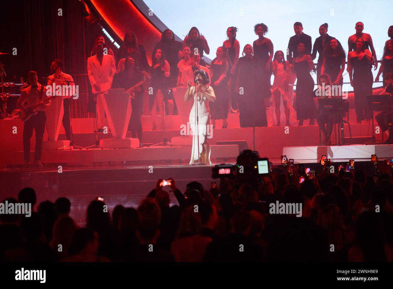 EDITORIAL USE ONLY. London, UK. 2 March 2023. Rae during the 2024 Brit ...
