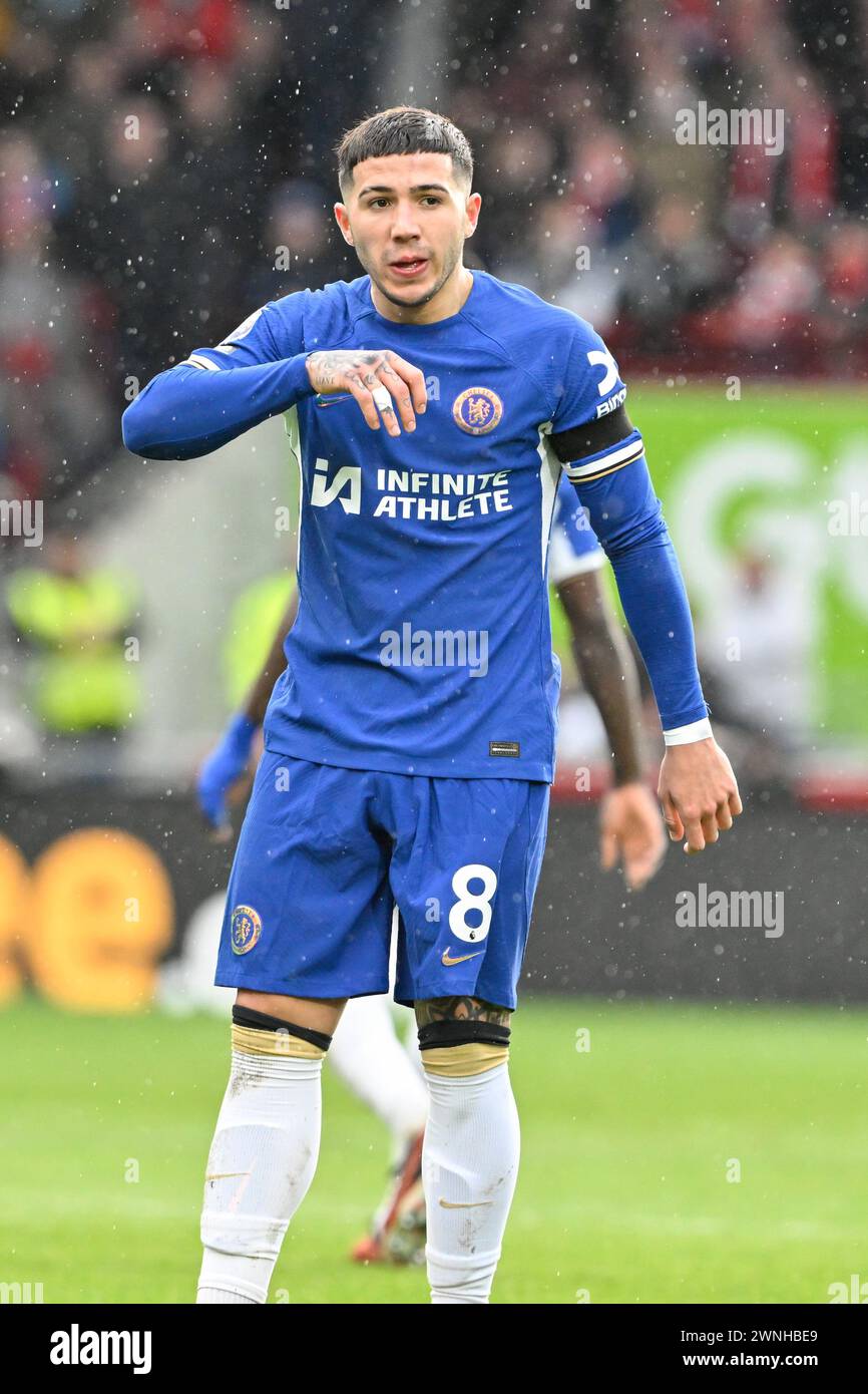 Enzo Fernández of Chelsea, during the Premier League match Brentford vs Chelsea at The Gtech Community Stadium, London, United Kingdom, 2nd March 2024  (Photo by Cody Froggatt/News Images) Stock Photo