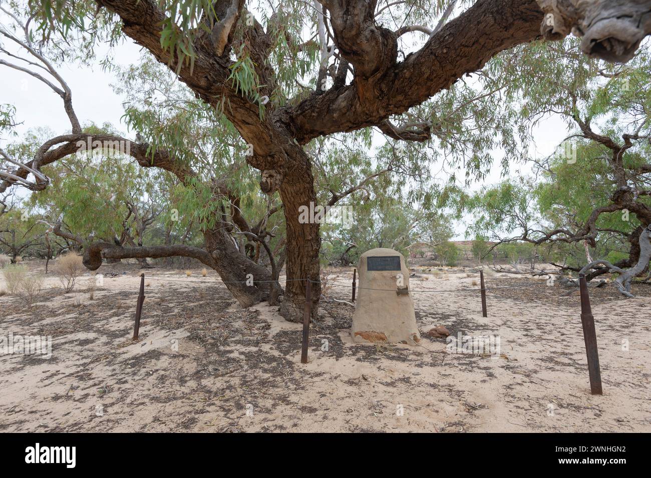 Explorer Robert O'Hara Burke's grave near the remote Outback town of Innamincka, South Australia, SA, Australia Stock Photo