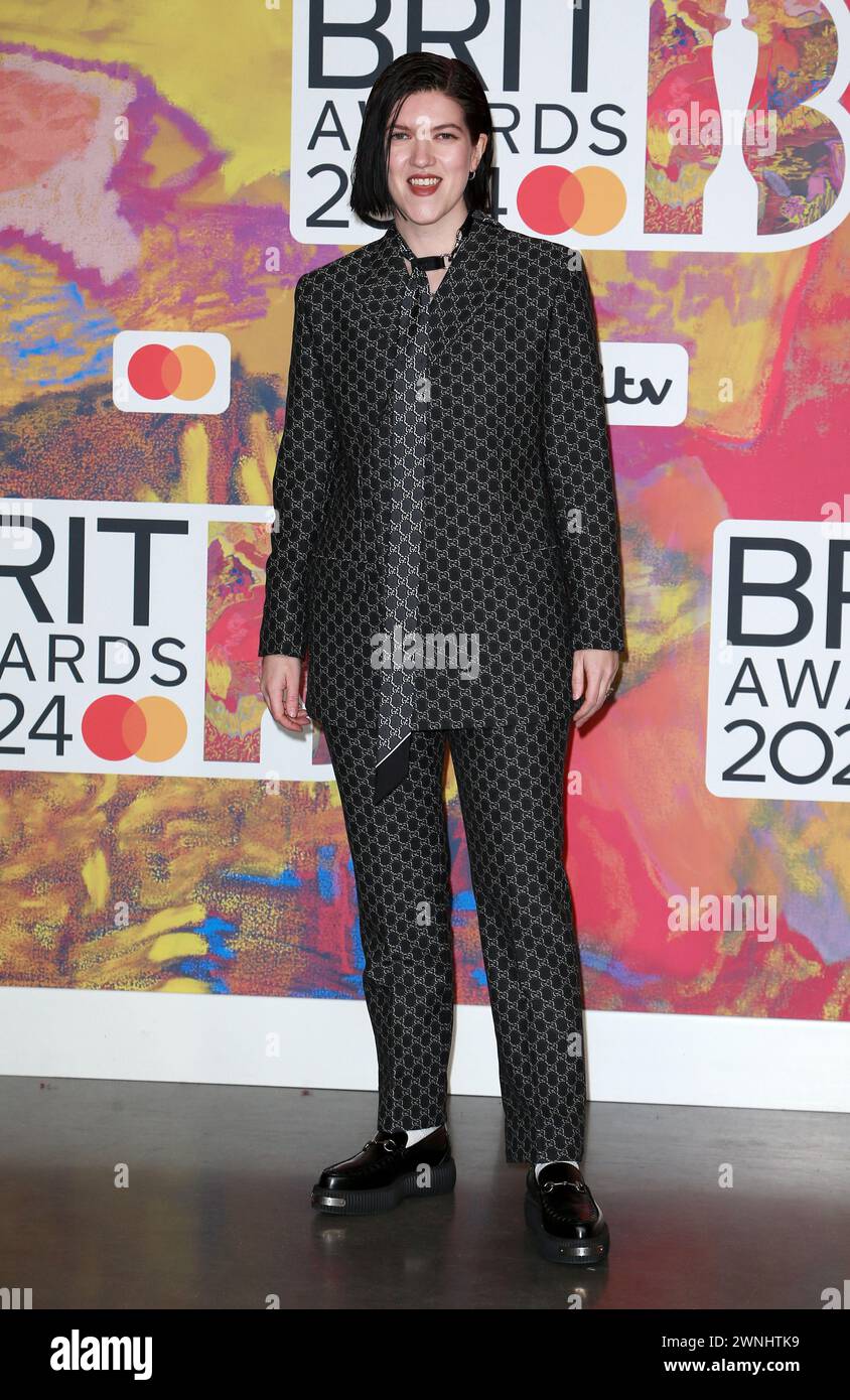 Romy Madley Croft visual data 7
