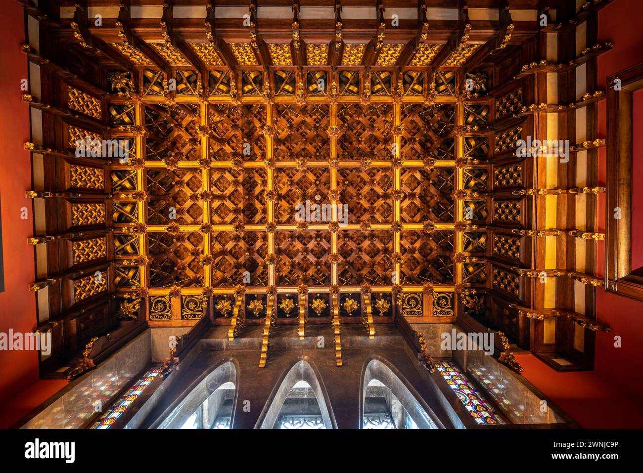 Palais gaudi hi-res stock photography and images - Alamy