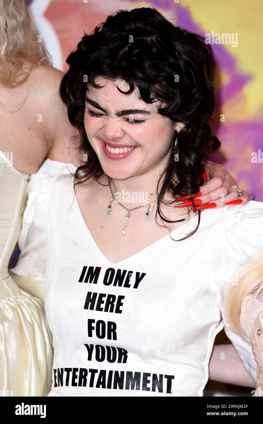 Abigail Morris von The Last Dinner Party bei der Verleihung der 44