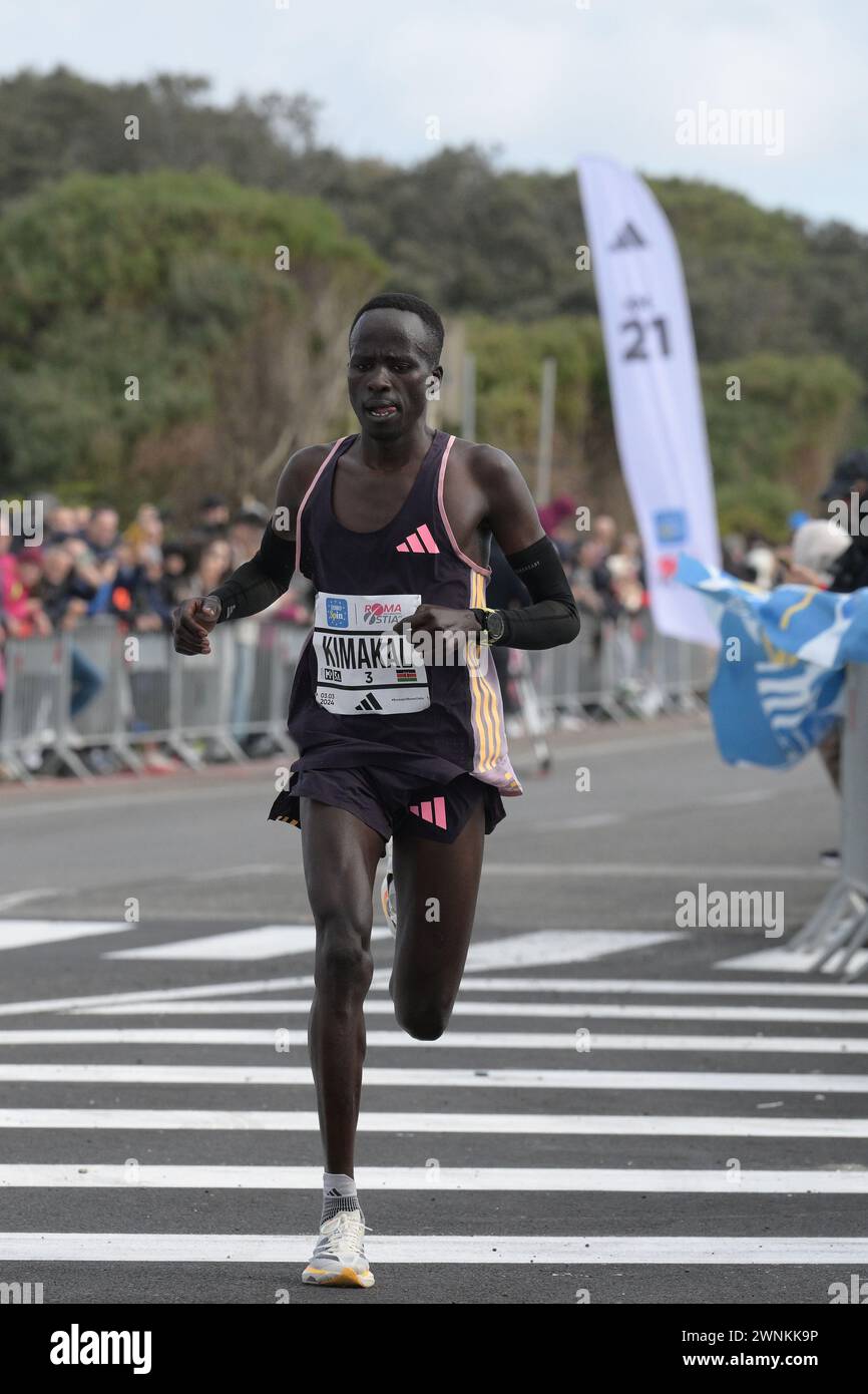 Kimakal during the 49th edition of the Eurospin Rome Ostia half