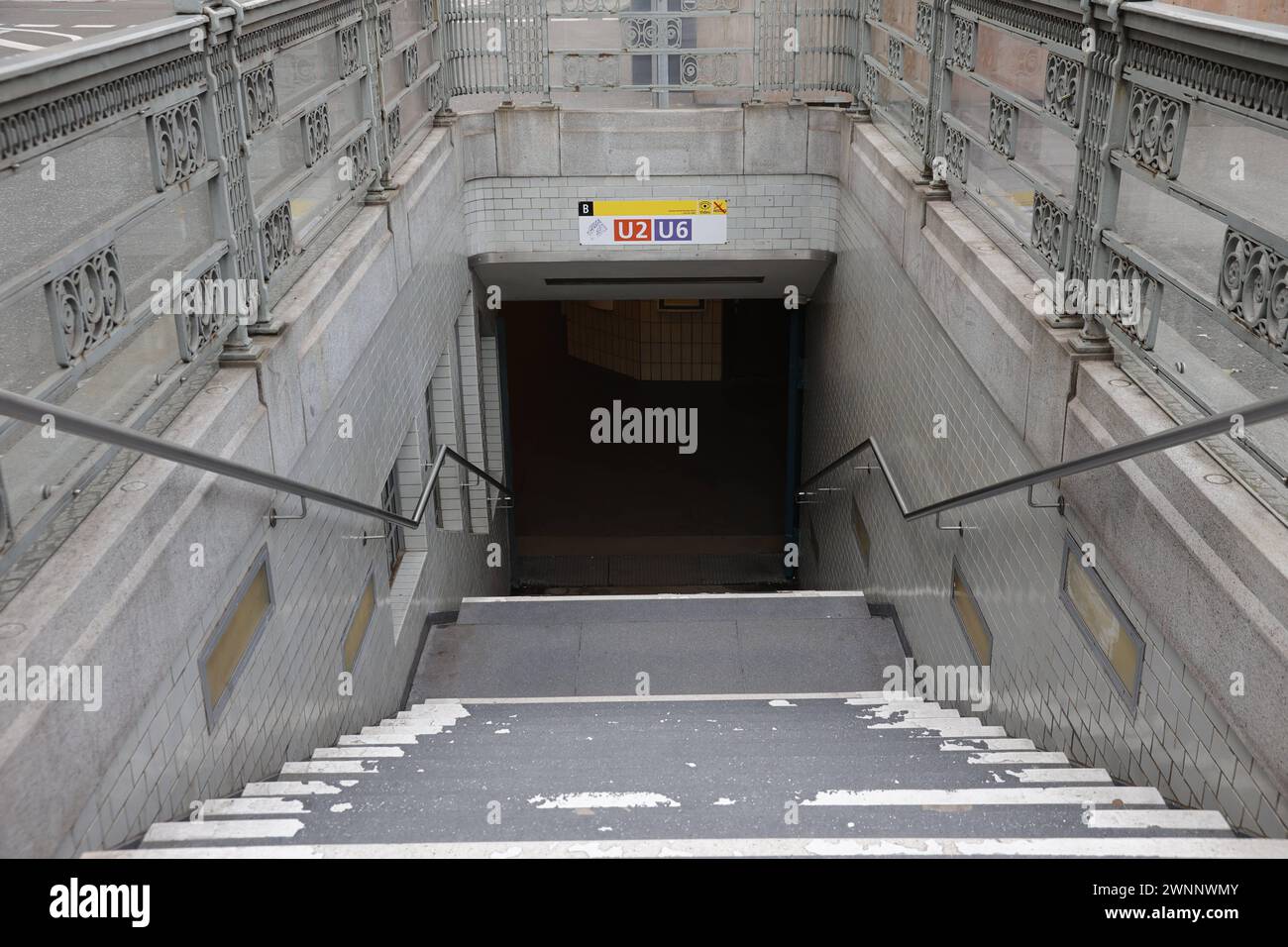 Deutschland, Berlin, UBahnhof Stadtmitte, Bahnhof der UBahnLinien U2