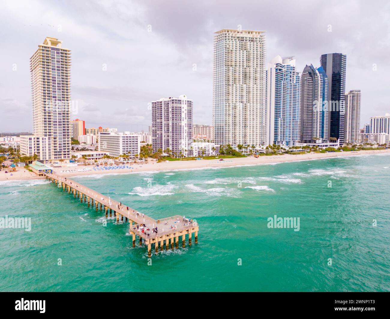 Aerial photo pier sunny hi-res stock photography and images - Alamy