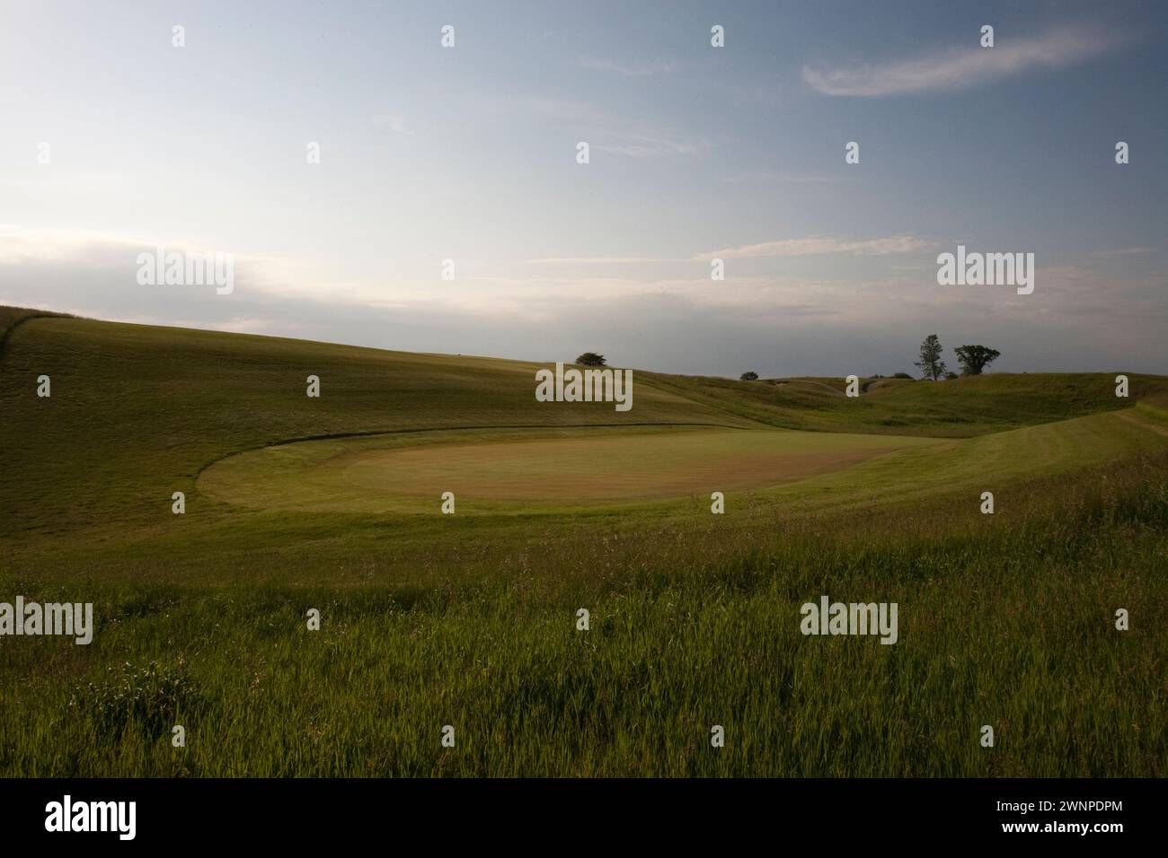 The Erin Hills Golf Course, a rolling and rugged course in Erin, Wisconsin, is home to the 2017 US Open, is well known for the par 3, 7th hole, a gree Stock Photo