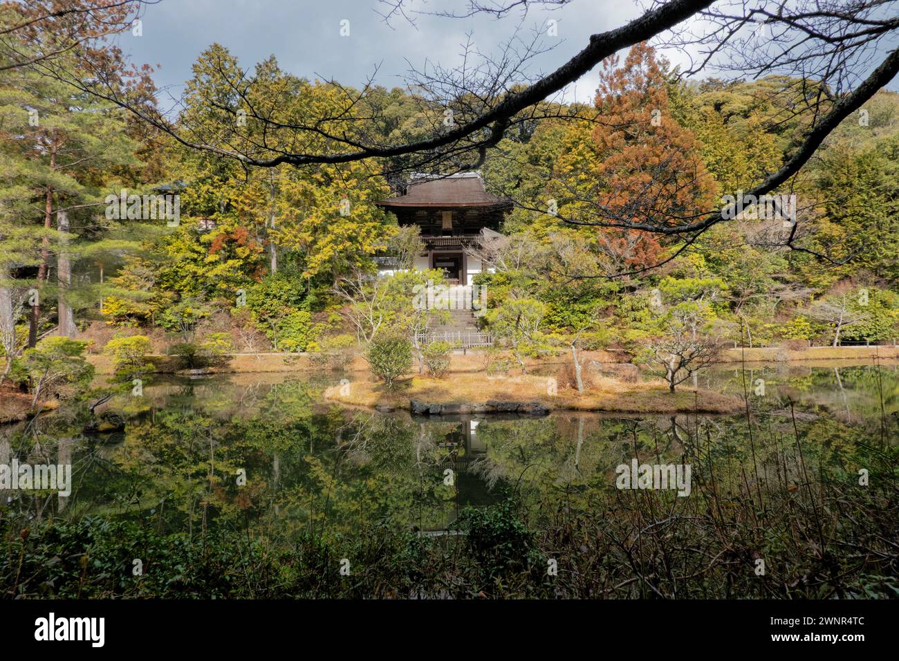 Beautiful Enjoji Temple and Paradise Garden on the historical Yagyu Kaido trail, Ninnikusencho, Nara,  Japan Stock Photo